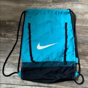 Nike drawstring bag